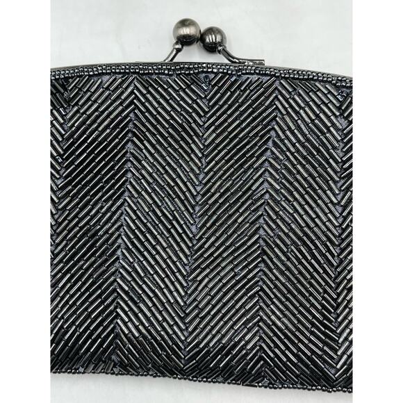 The Limited Handmade Black Silver Tone Kiss Lock Chevron Clutch Bag New - Picture 5 of 10